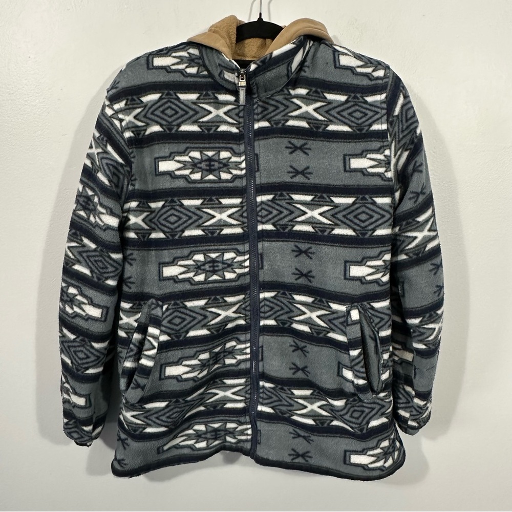 Trukfit Geometric Patterned Jacket in Gray and Black